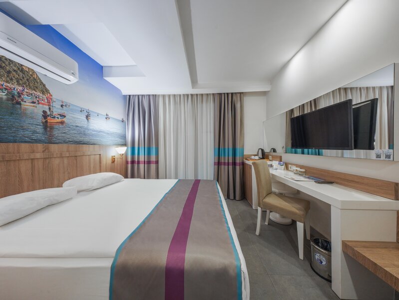 Dream World Aqua 31