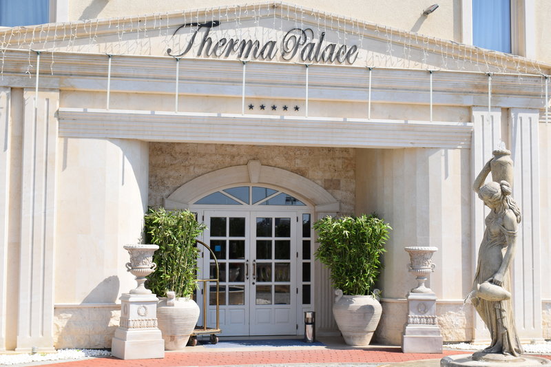 Therma Palace 1