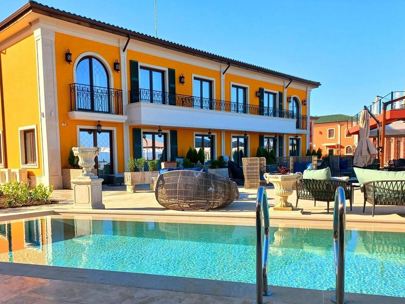 Therma Palace 11