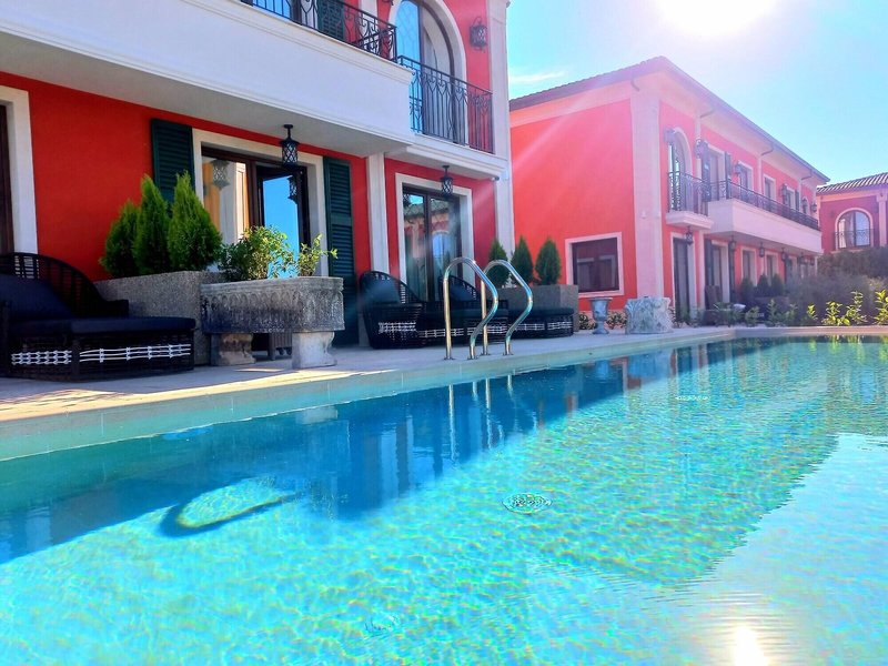 Therma Palace 13