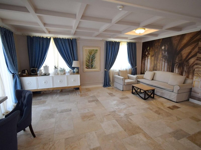 Therma Palace 23