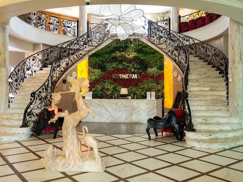 Therma Palace 26