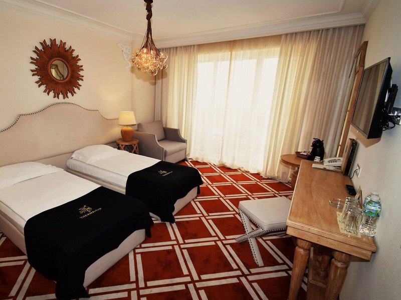 Therma Palace 43