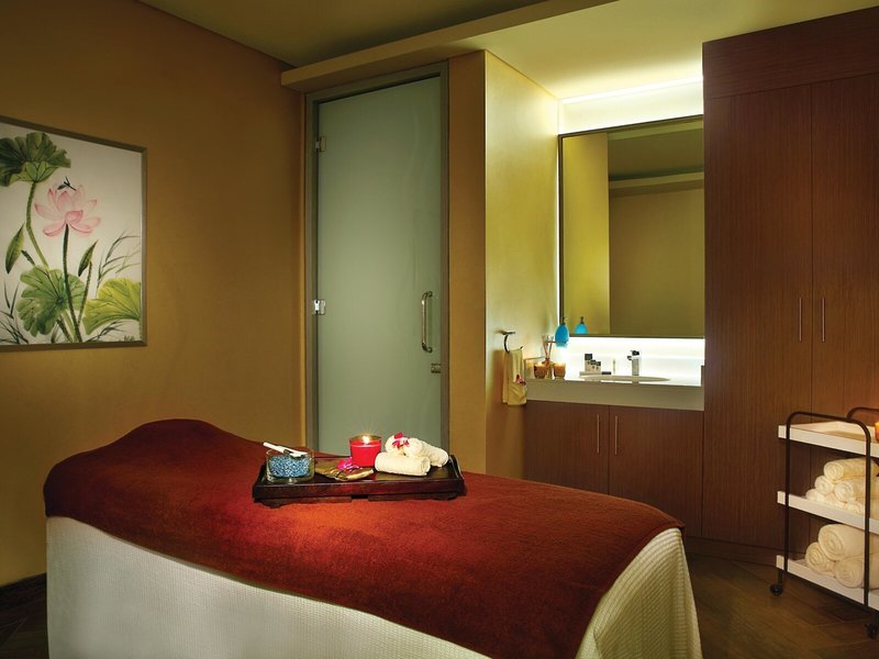 DoubleTree by Hilton Hotel Doha Old Town 8