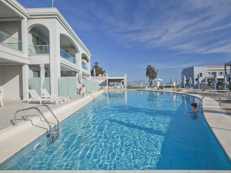 TUI BLUE Lagoon Princess 42