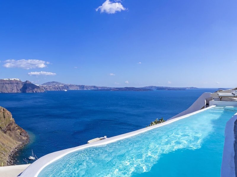 Canaves Oia Suites 10