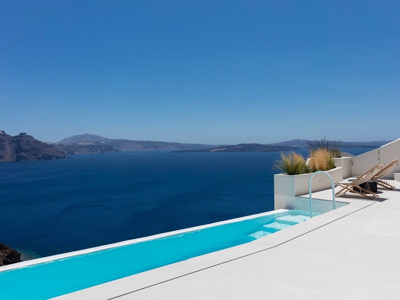 Canaves Oia Suites 17