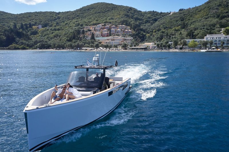 Nido, Mar-Bella Collection 42