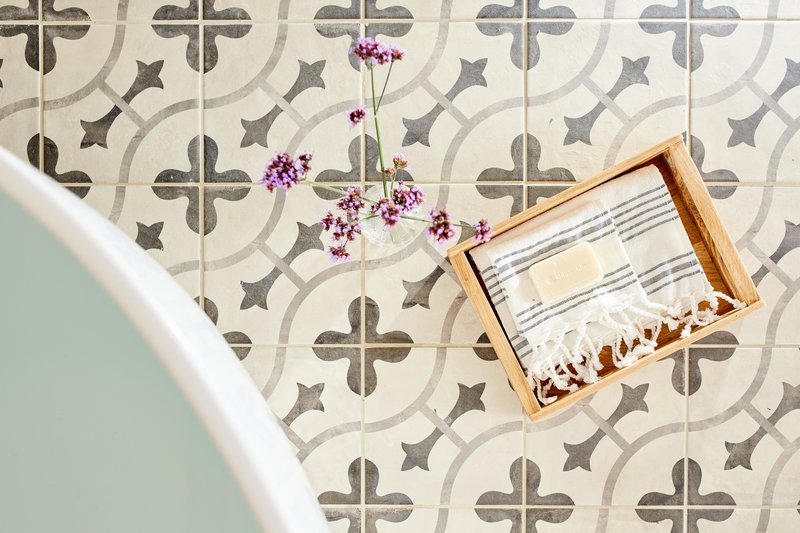 Nido, Mar-Bella Collection 73