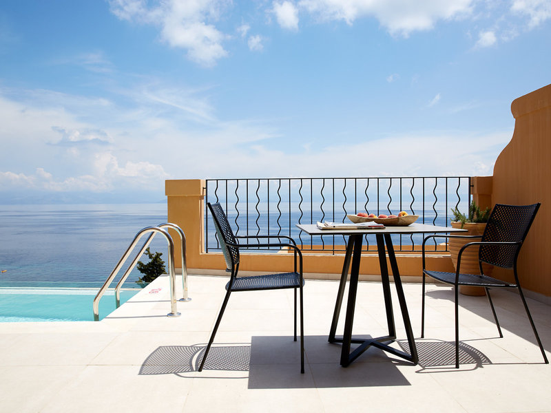 Nido, Mar-Bella Collection 44