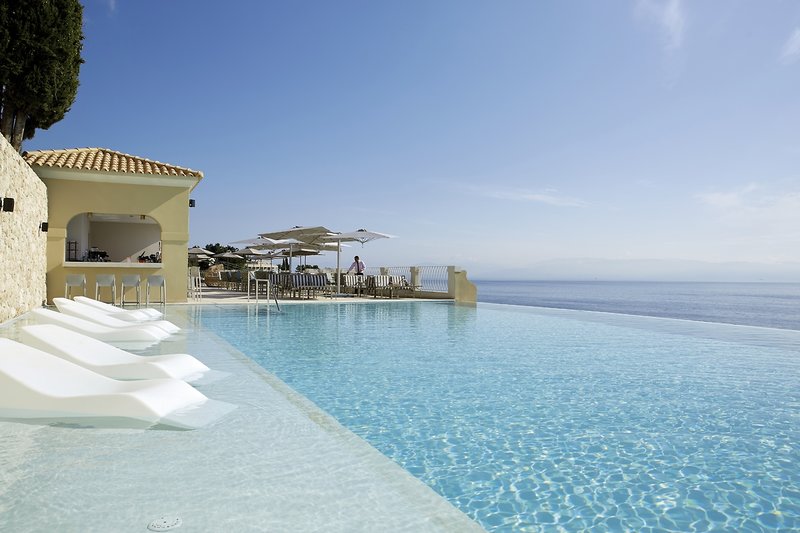 MarBella Nido Suite Hotel & Villas 36