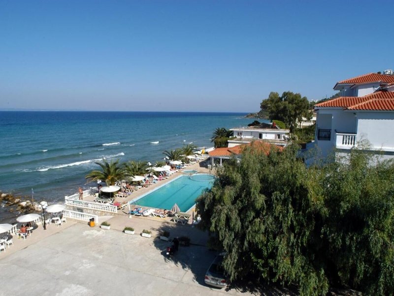 Chryssi Akti Hotel 1