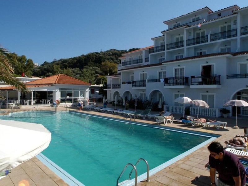 Chryssi Akti Hotel 3