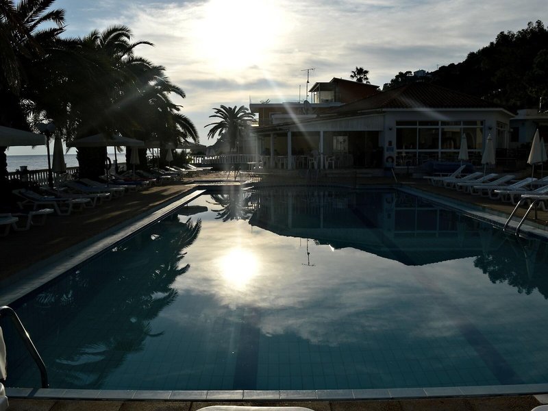 Chryssi Akti & Paradise Beach - Paradise Beach 18