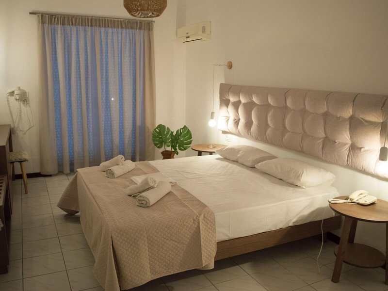 Chryssi Akti & Paradise Beach - Paradise Beach 39