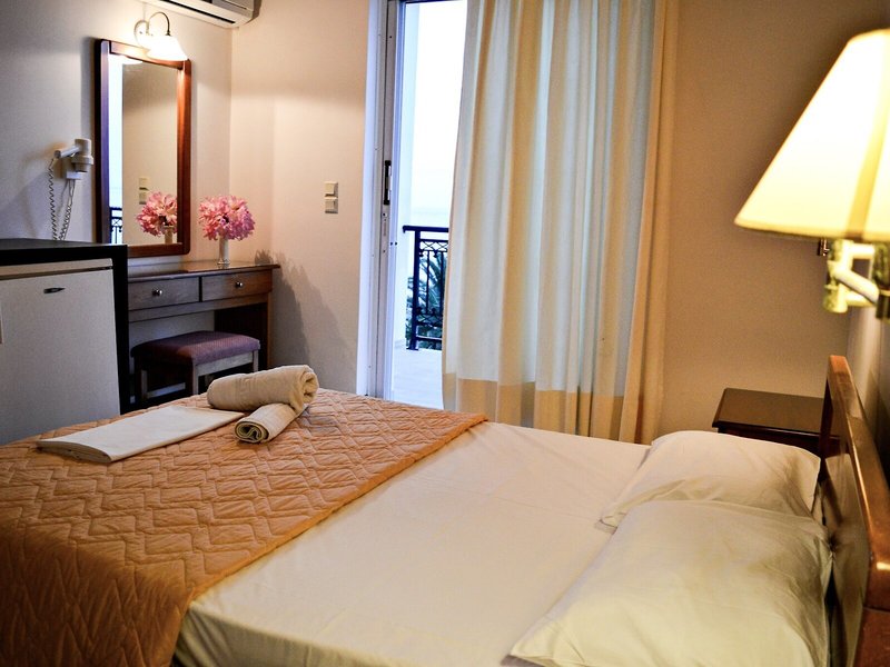 Chryssi Akti & Paradise Beach - Paradise Beach 43