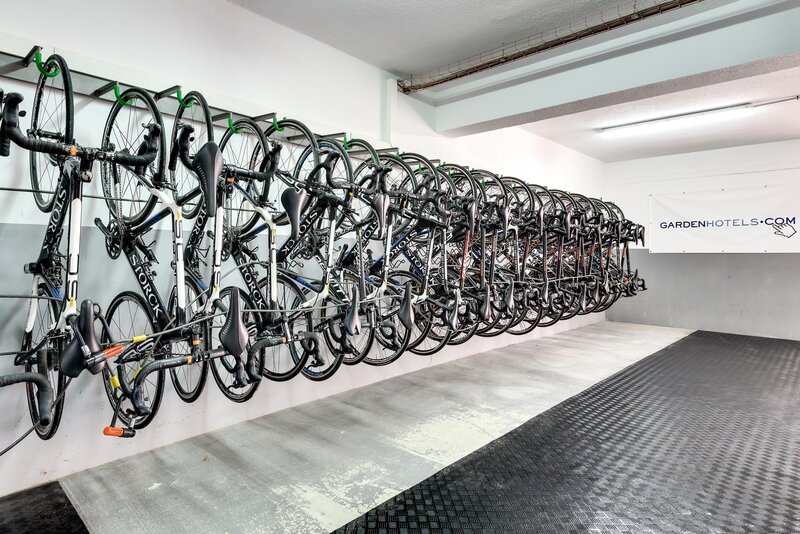 Palm Garden Apartments 26