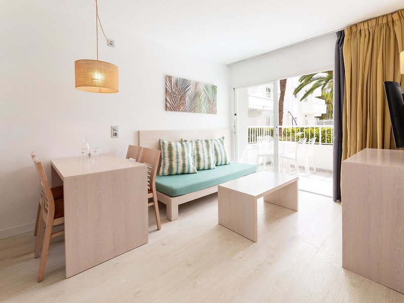 Palm Garden Apartments 23