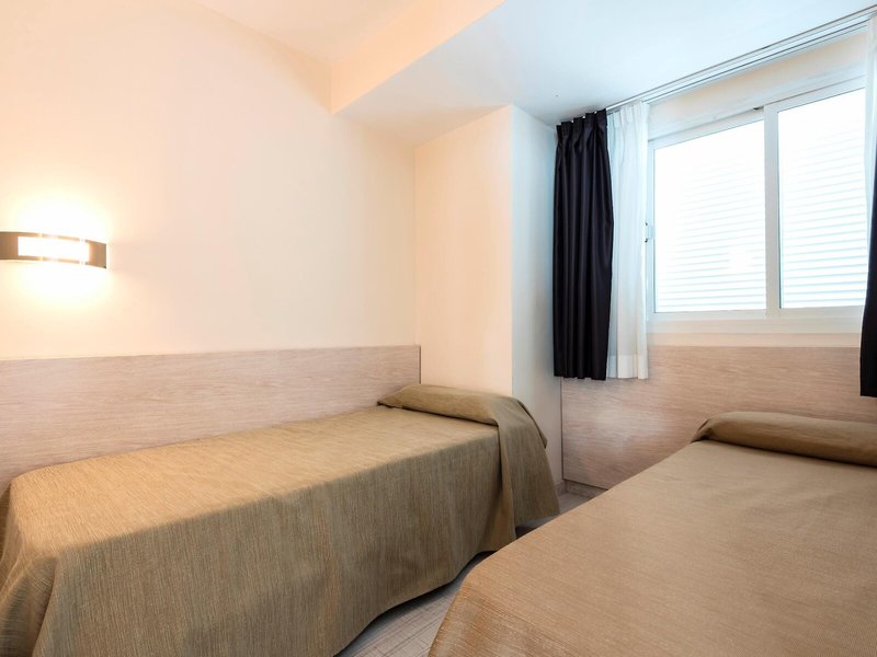 Palm Garden Apartments 32