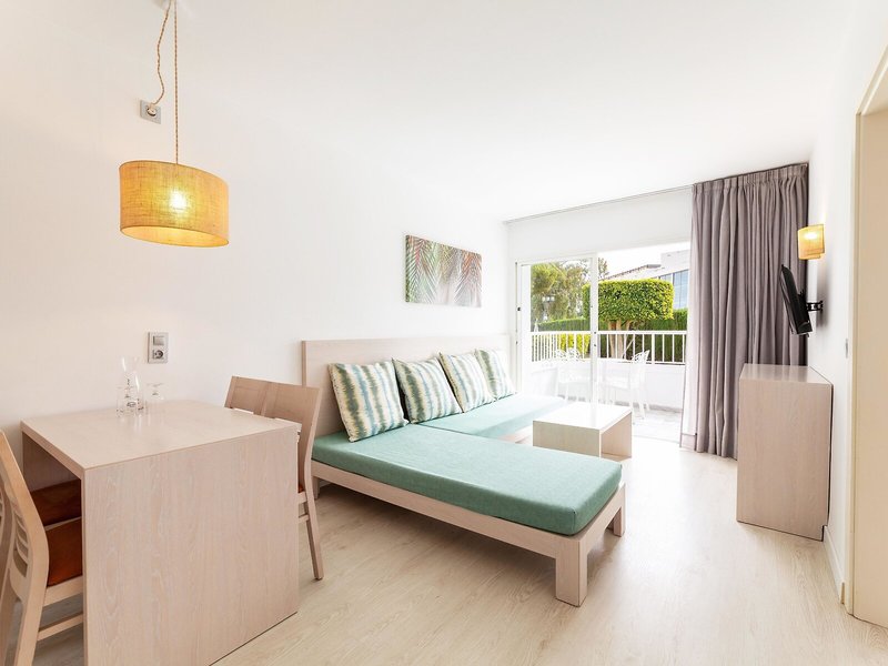Palm Garden Apartments 33