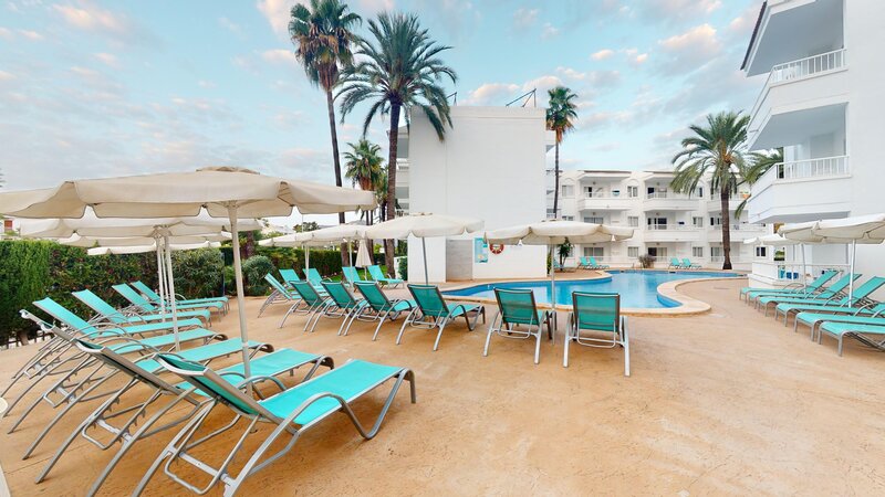Palm Garden Apartments 8