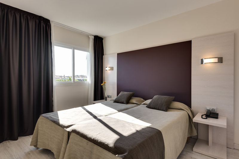 Palm Garden Apartments 36