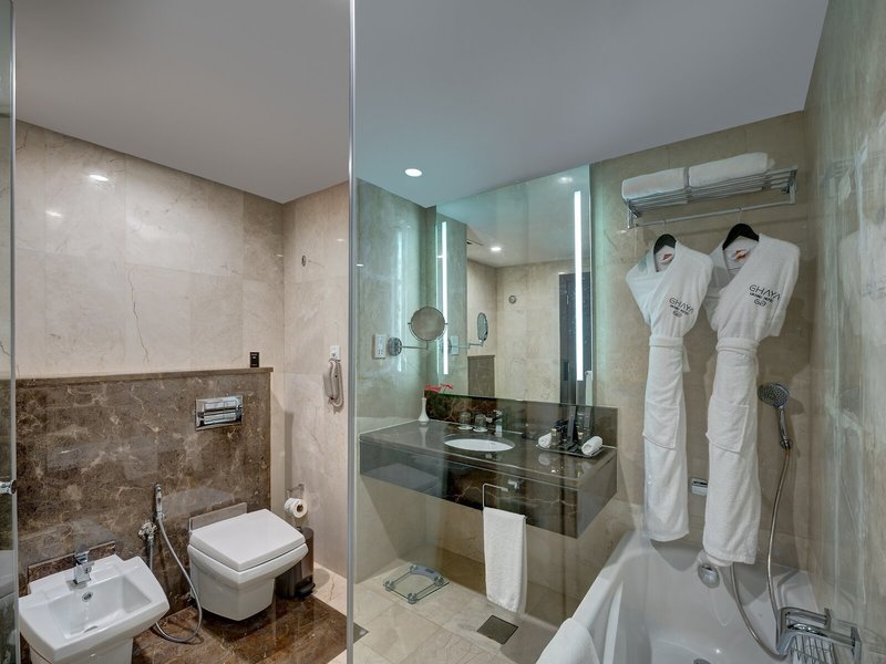 Vintage Grand Hotel 35