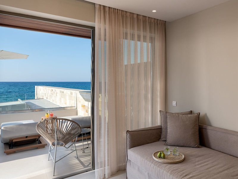 Ikones Seafront Luxury Suites 23
