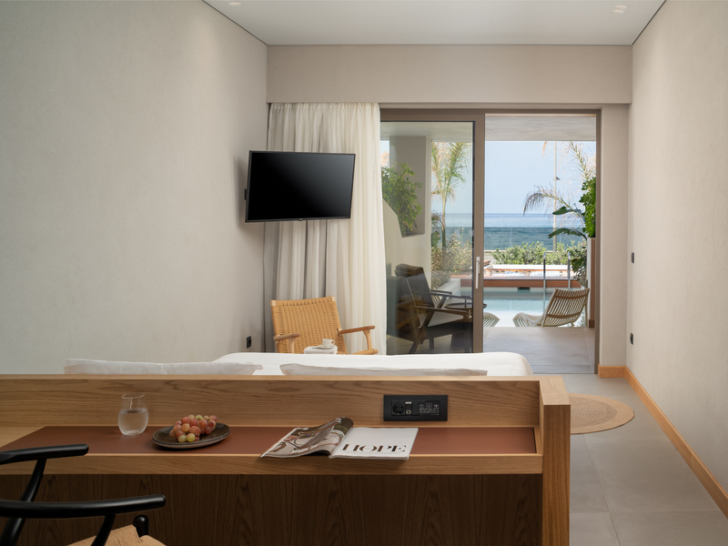 Ikones Seafront Luxury Suites 26