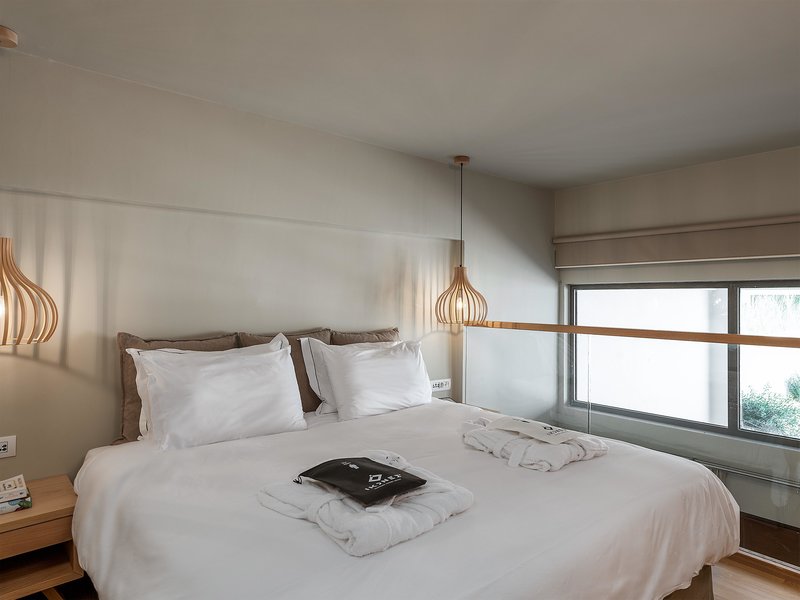 Ikones Seafront Luxury Suites 32