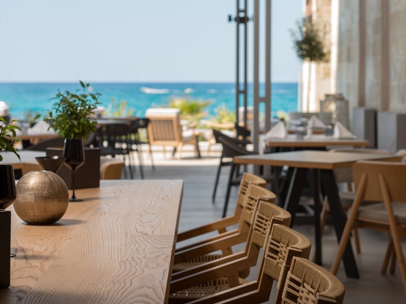 Ikones Seafront Luxury Suites 14