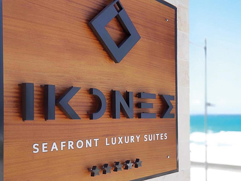 Ikones Seafront Luxury Suites 12
