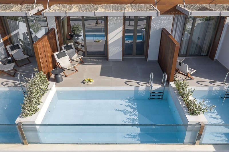 Ikones Seafront Luxury Suites 15
