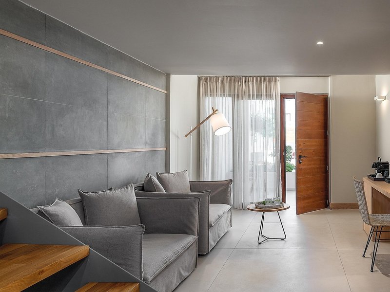 Ikones Seafront Luxury Suites 35