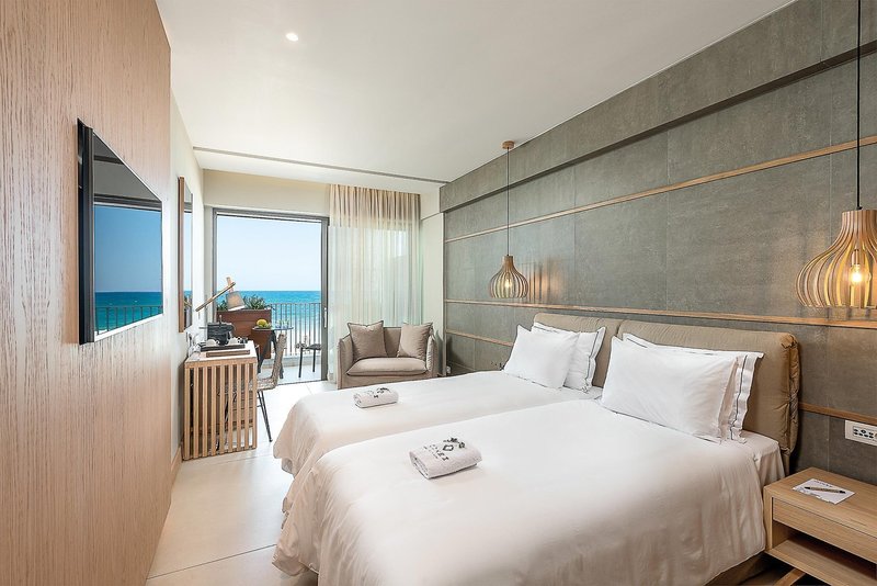 Ikones Seafront Luxury Suites 45