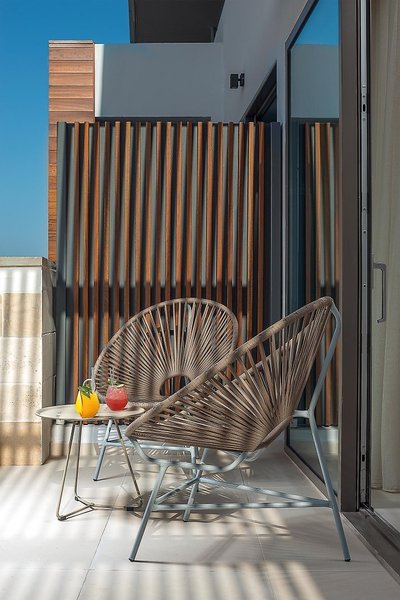Ikones Seafront Luxury Suites 50