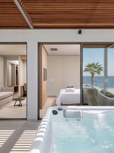 Ikones Seafront Luxury Suites 9