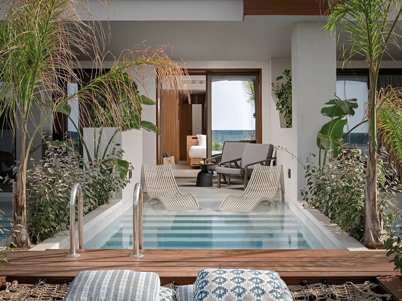 Ikones Seafront Luxury Suites 14
