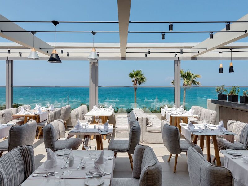 Ikones Seafront Luxury Suites 6