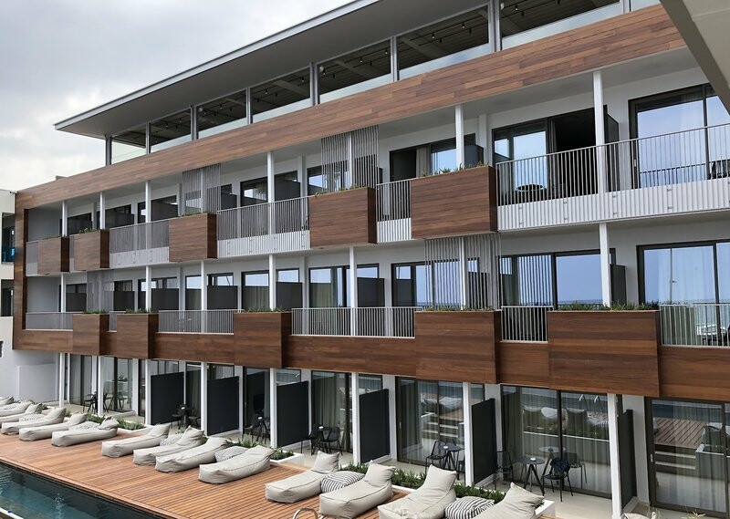Ikones Seafront Luxury Suites 10