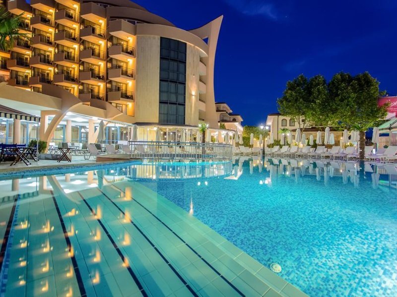 Fiesta M 9 - Outdoor Pool