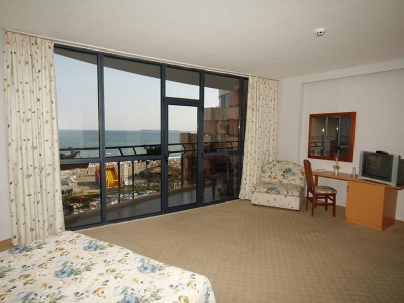 Fiesta M 32 - Room Example