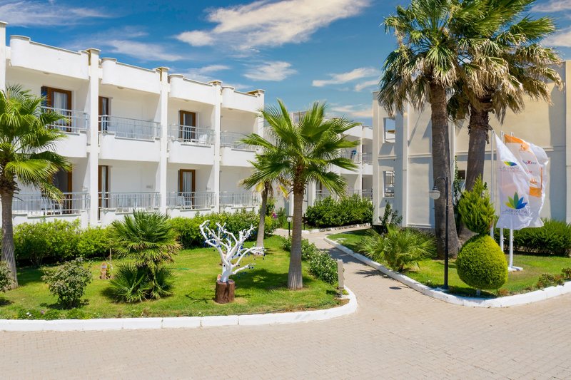 LABRANDA Lebedos Princess 1