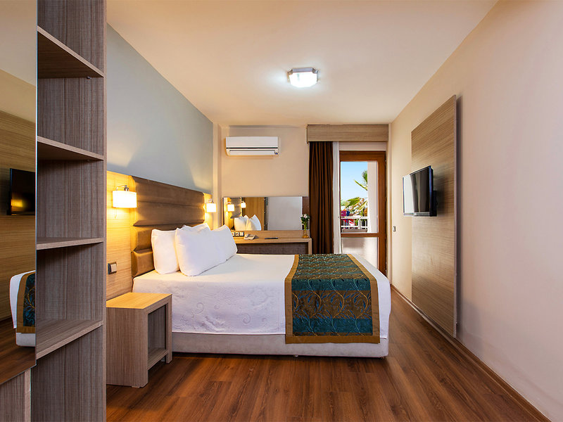 LABRANDA Lebedos Princess 3 - Room Example