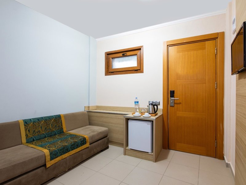 LABRANDA Lebedos Princess 47