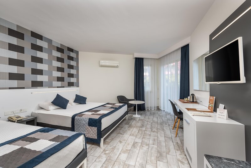 White City Beach Hotel 26