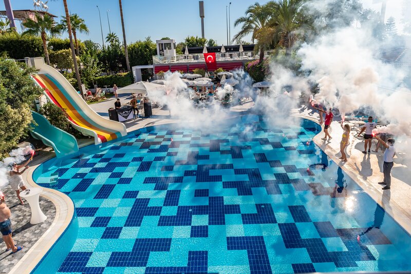 White City Beach Hotel 54