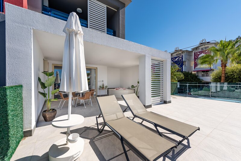 White City Beach Hotel 70