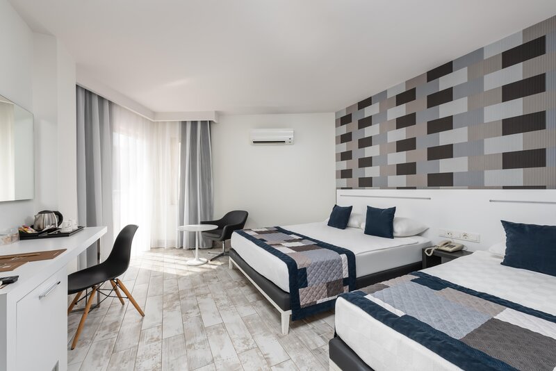 White City Beach Hotel 76