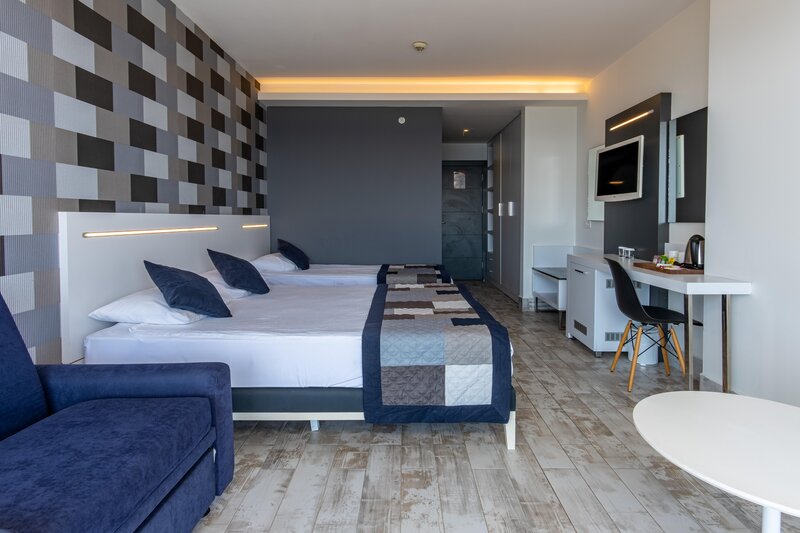 White City Beach Hotel 81